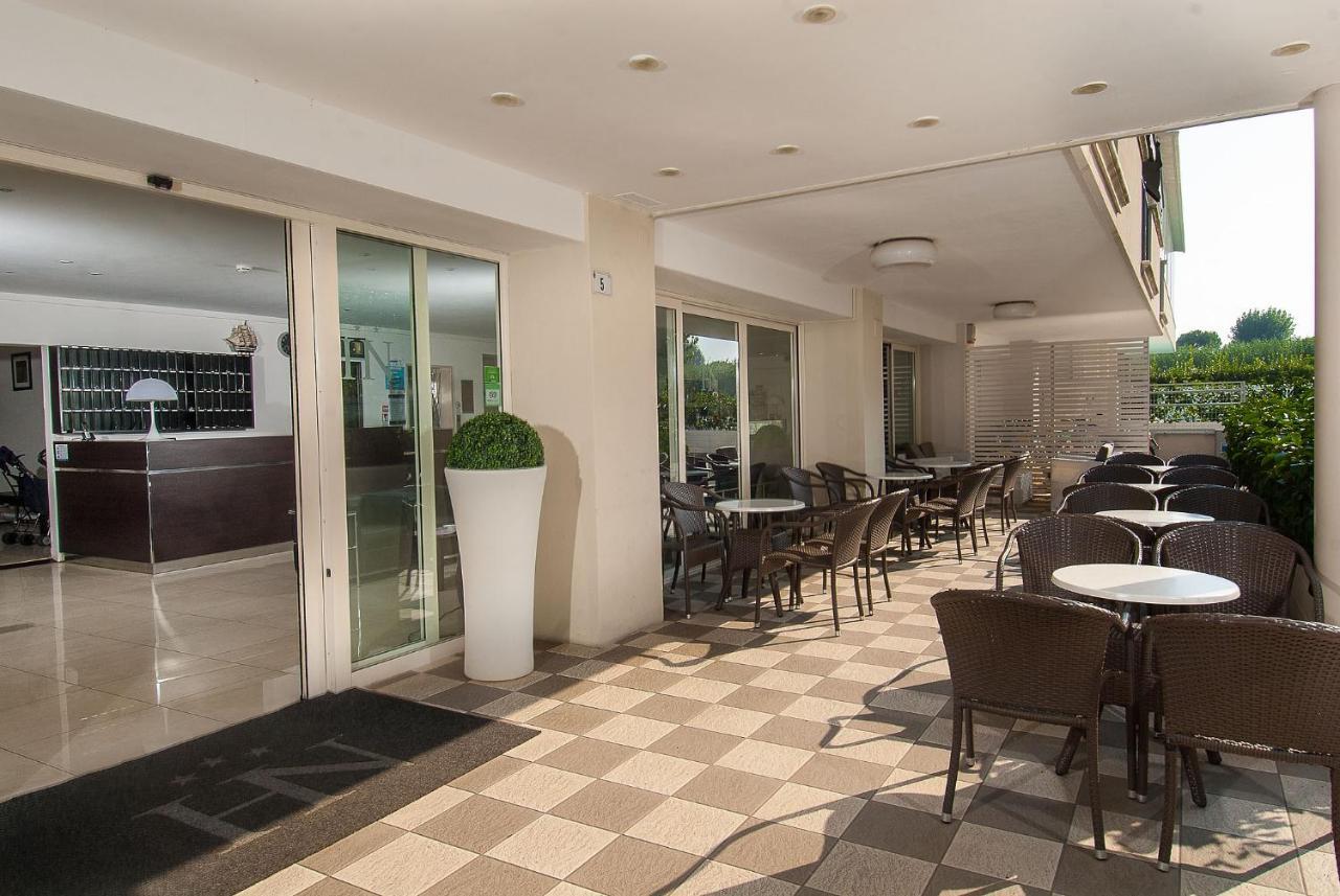 Hotel Niagara Cattolica Esterno foto