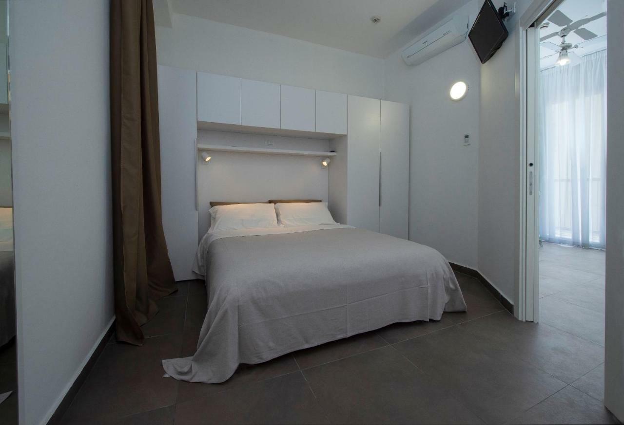 Hotel Niagara Cattolica Esterno foto
